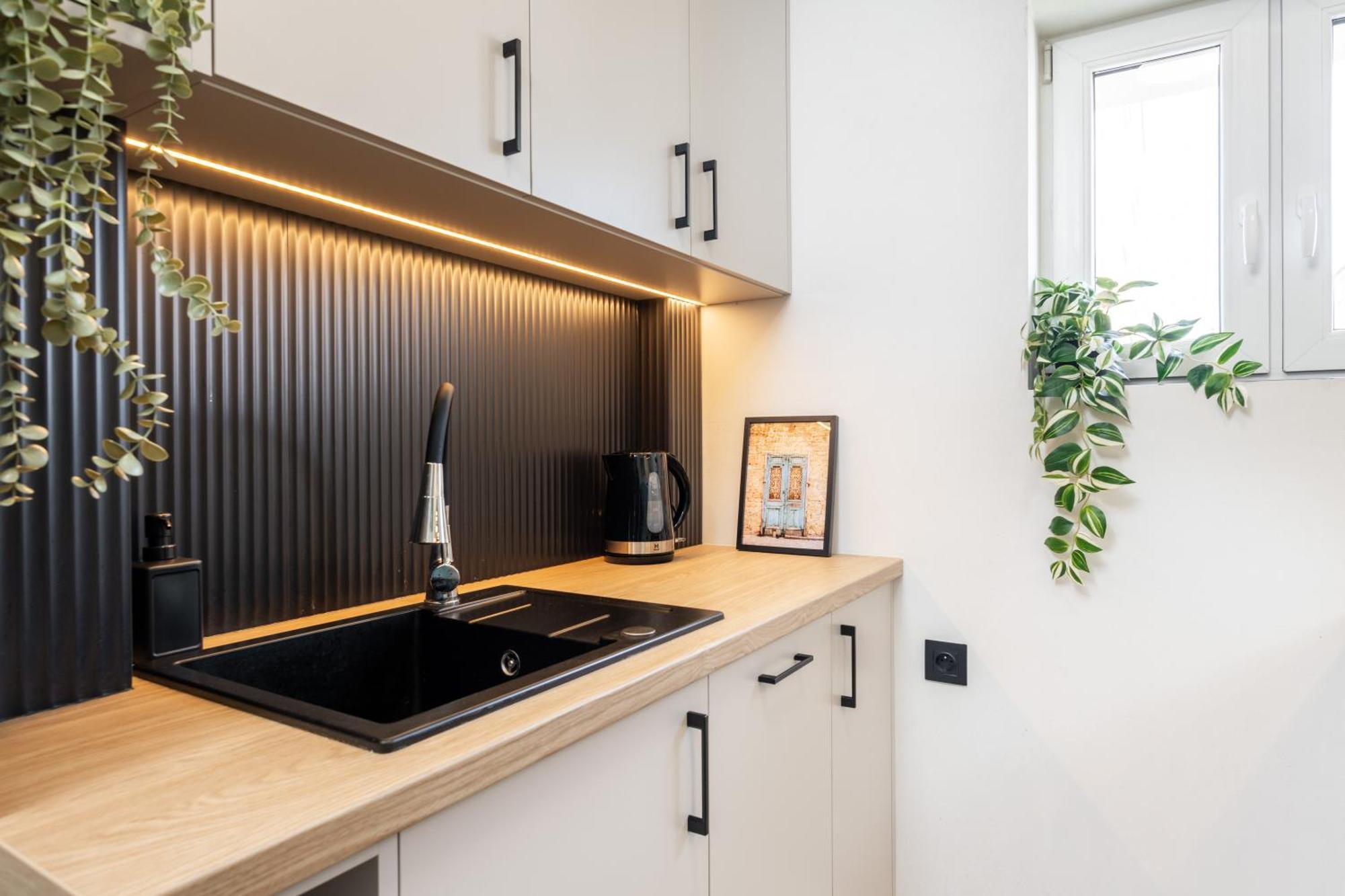 Blue Matcha Premium Apartment Okopowa Varşovia Exterior foto